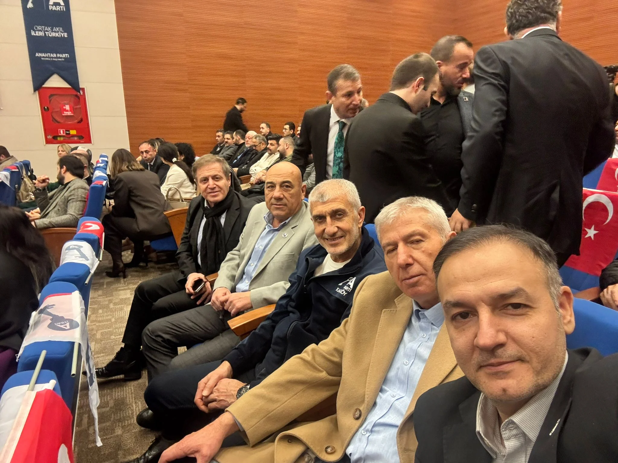 Anahtar Parti Kadıköy’den Teşkilat Eğitim Programına Katılım