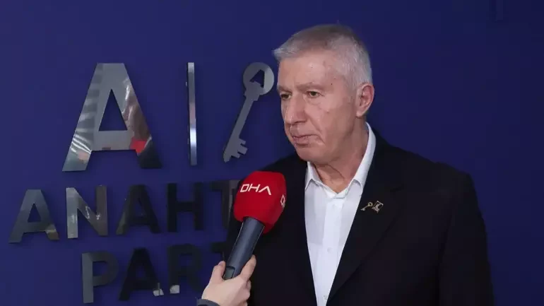 DHA Röportajı | Anahtar Parti Kadıköy İlçe Başkanı Hakan Alsaç ve Siyasi İşler Başkanı Recep Cengiz: Vatan ve Bayrak Kırmızı Çizgimizdir