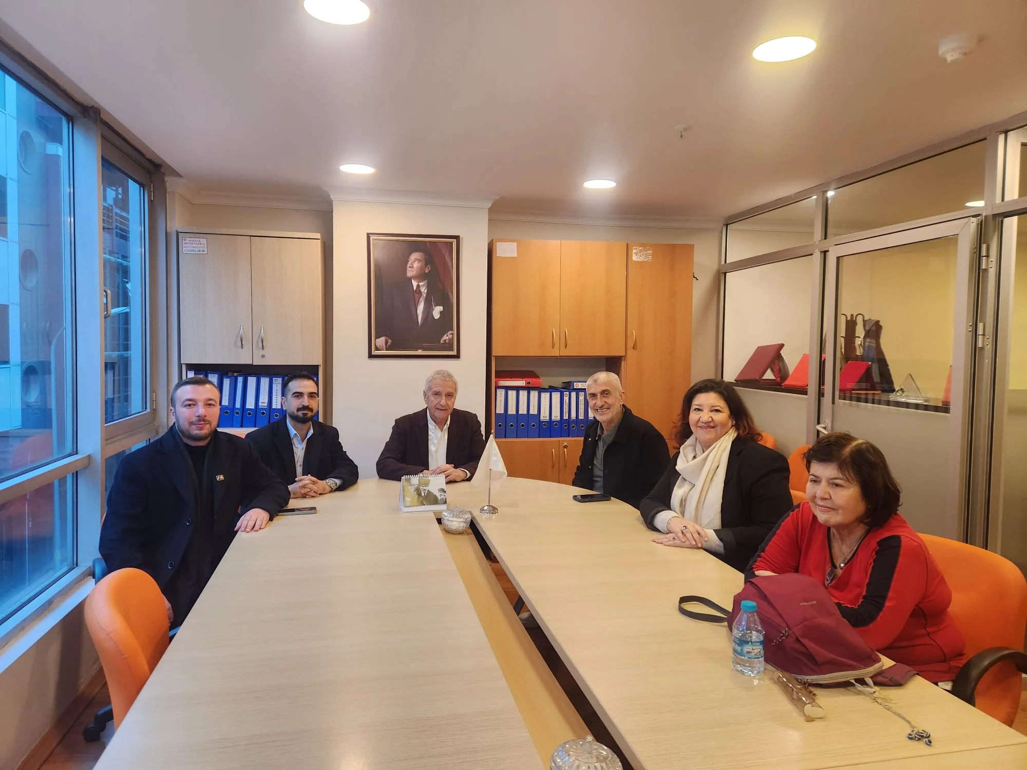 Anahtar Parti Kadıköy İlçe Teşkilatımız, Kadıköy Kent Konseyi’ni ziyaret etti.